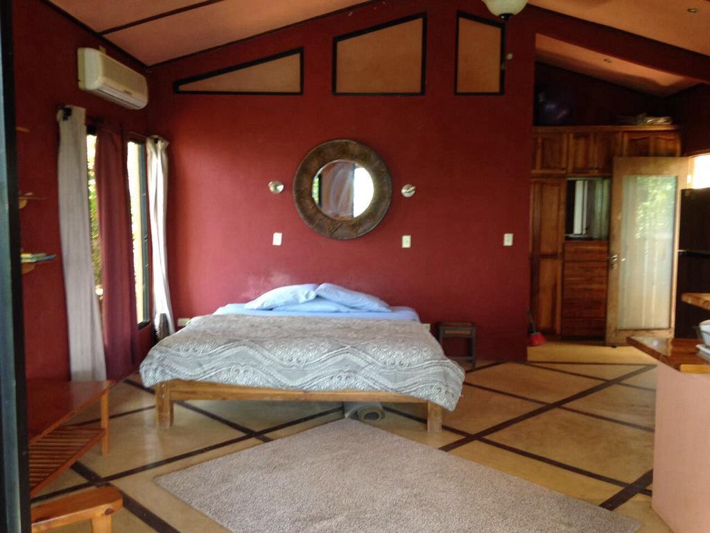 بوكاتشيكا Howlers Bay Hotel المظهر الخارجي الصورة